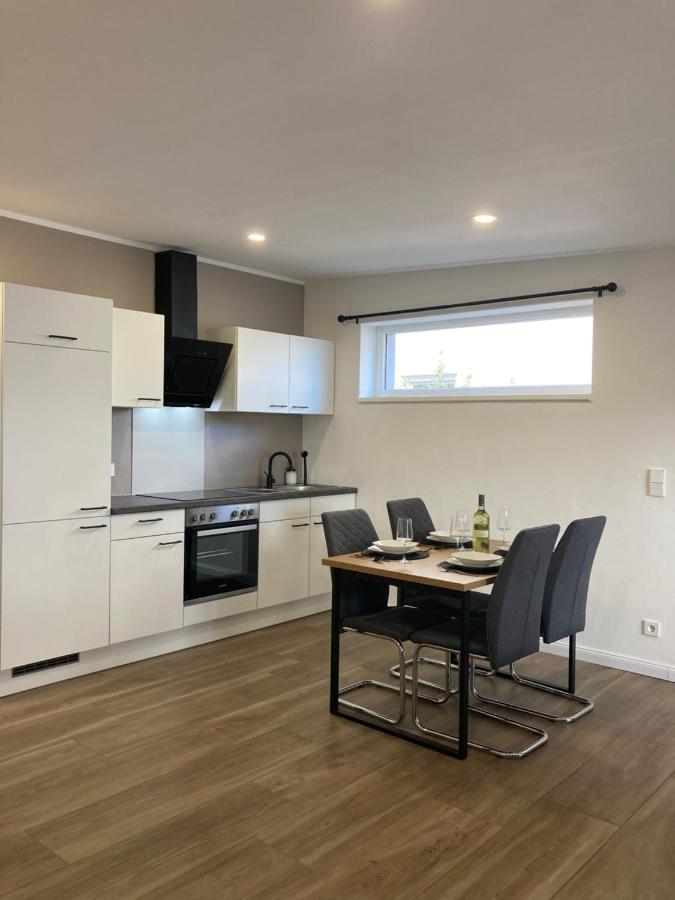 Moderne Ferienwohnung Mit Balkon Herxheim Dış mekan fotoğraf